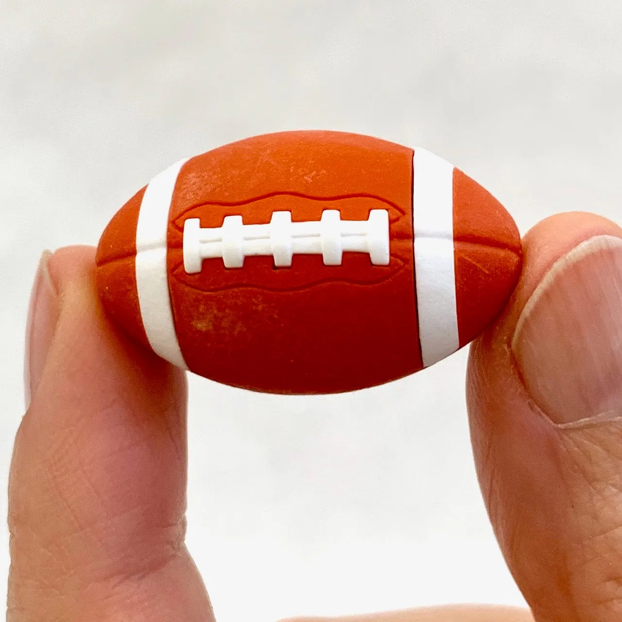 38283 IWAKO SPORTS ERASERS-60