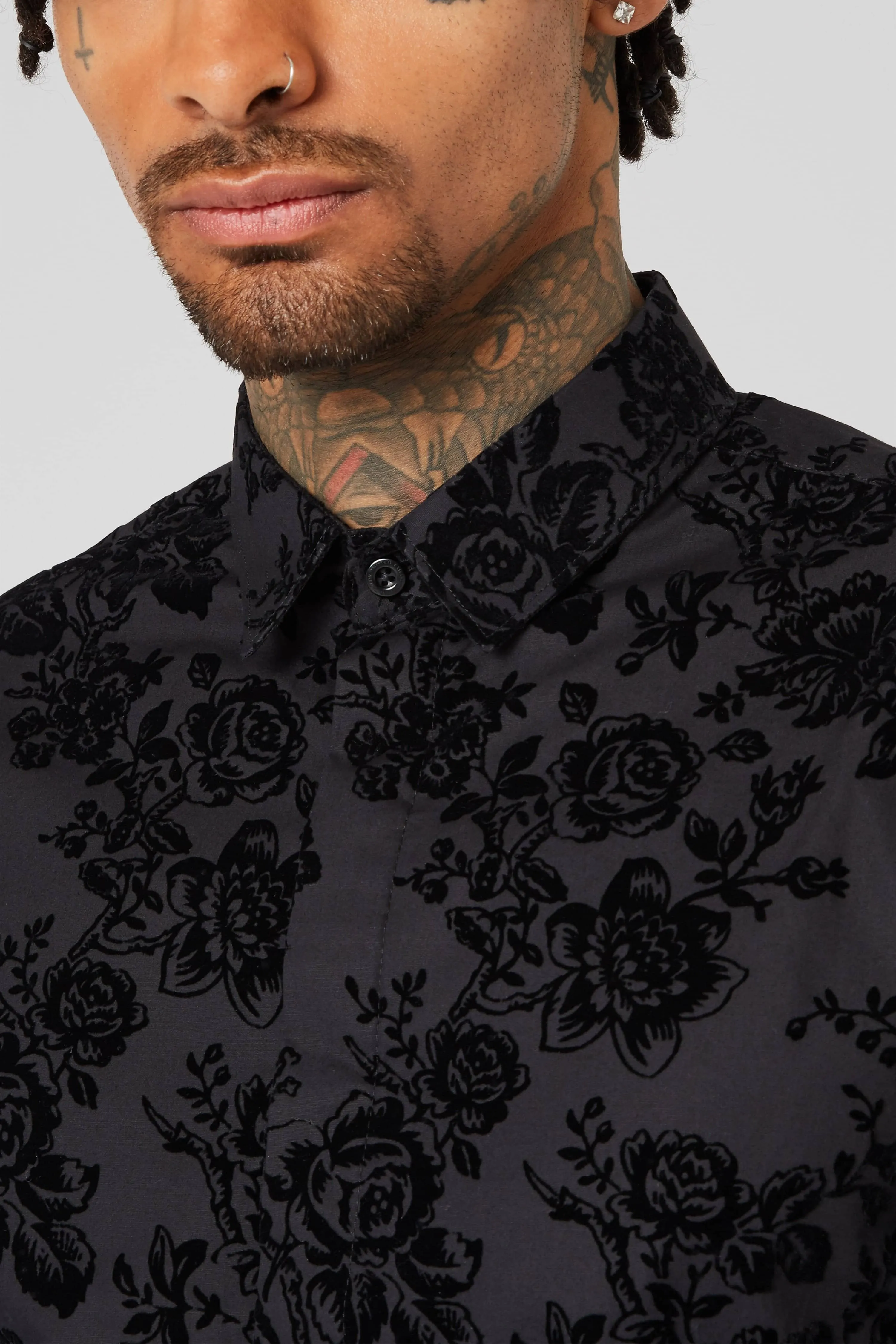 Armada Skinny Fit Black Floral Flocked Cotton Shirt