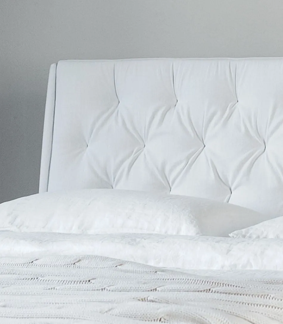 Astrid Bed