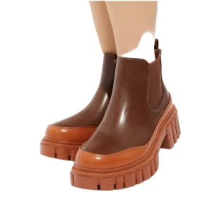 CHUNKY CHELSEA BOOTS