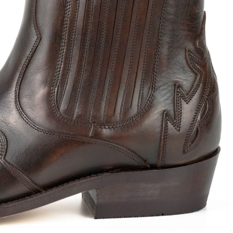 CLASSIC WESTERN ANKLE BOOTS