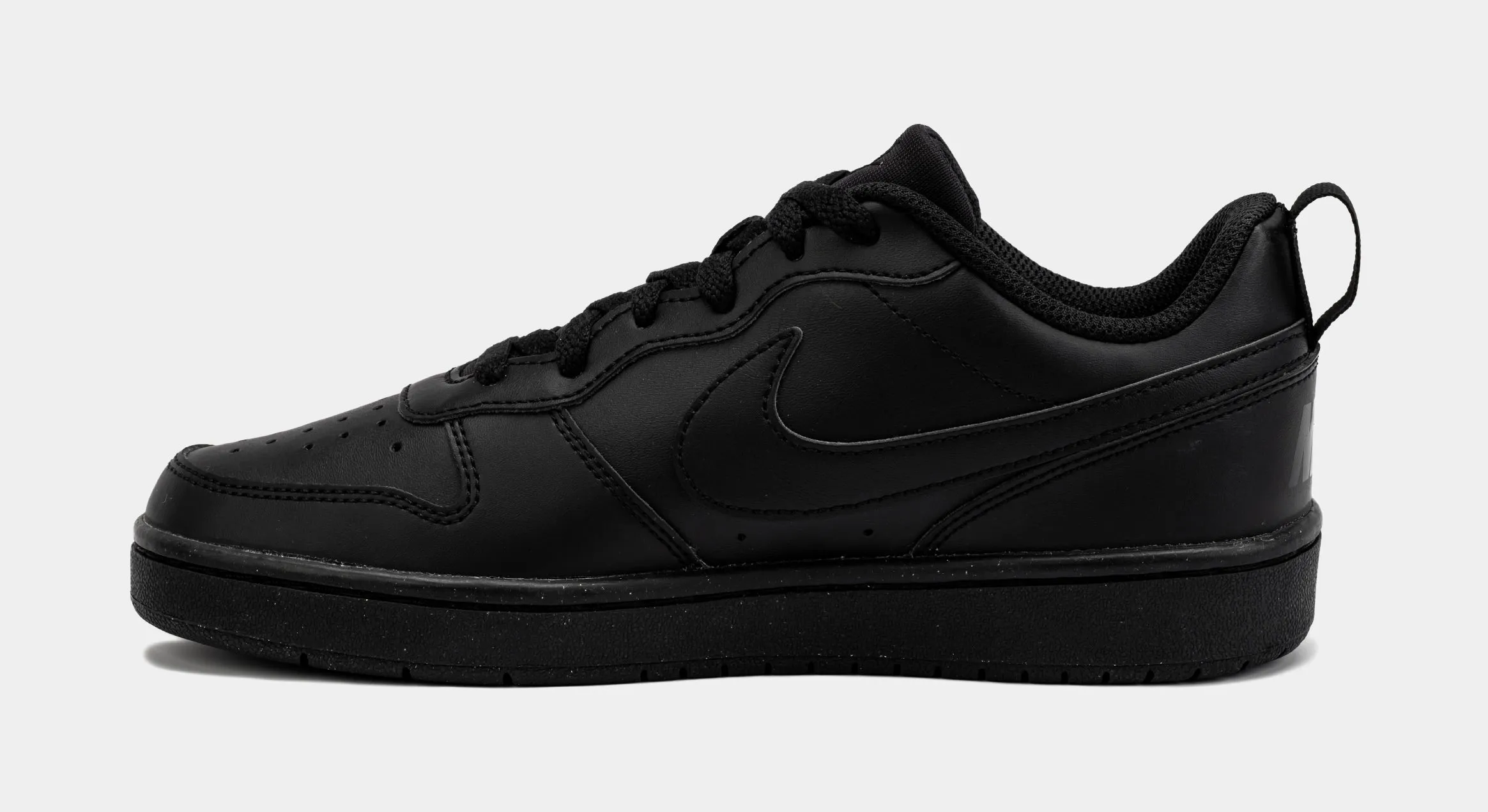 Court Borough Low Recraft Grade School Lifestyle Shoes (Black)