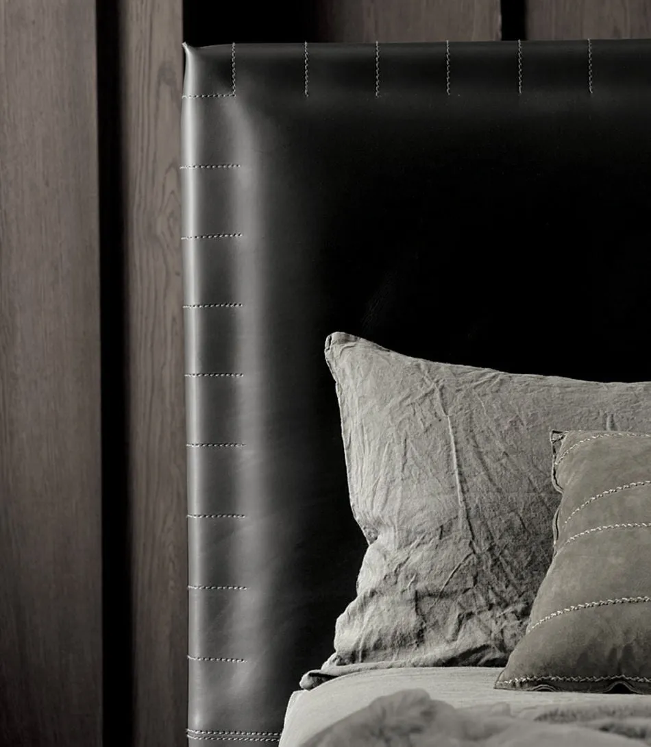 Gio Bed