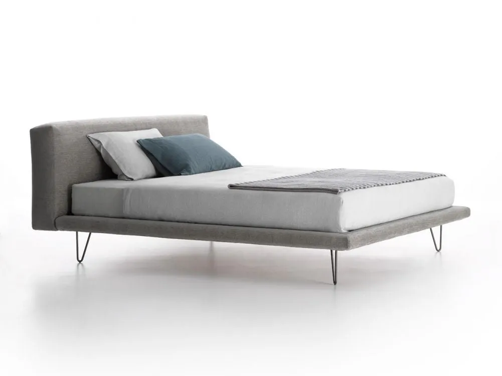 Hayden Bed