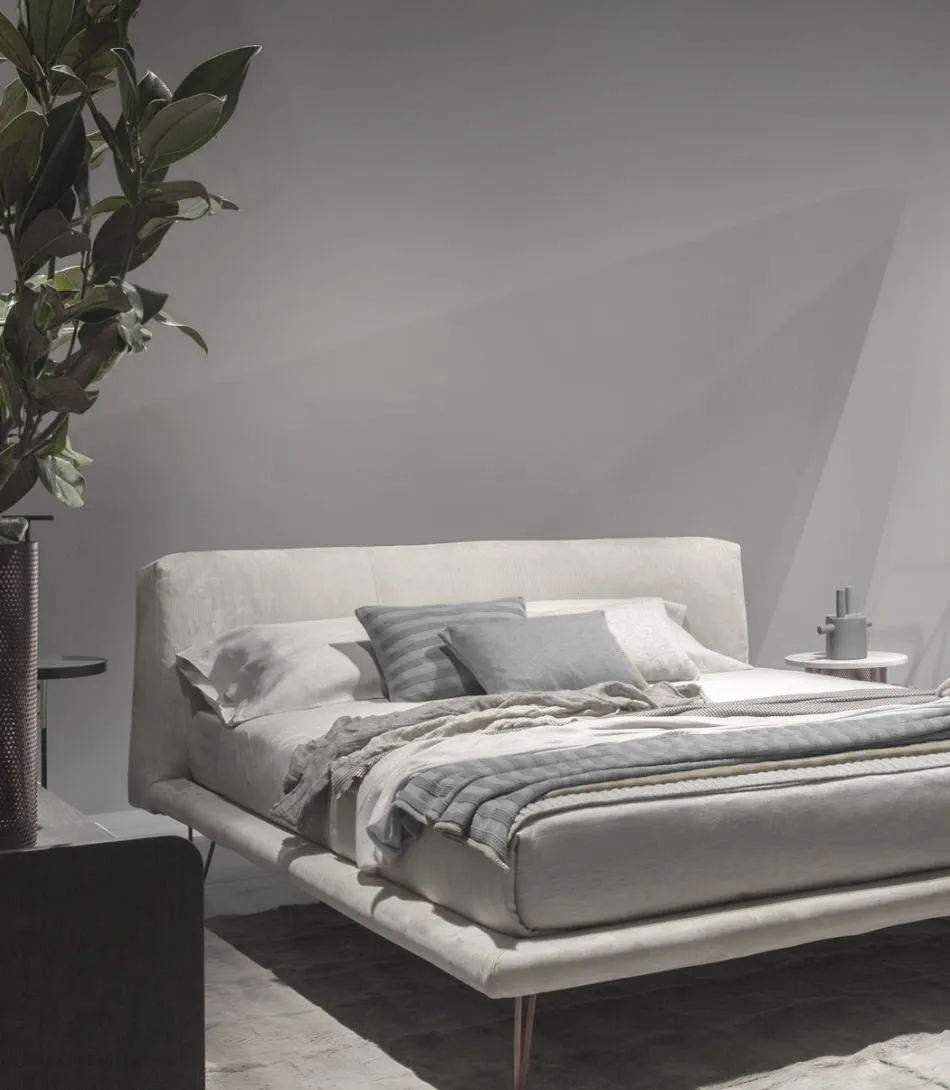 Hayden Bed
