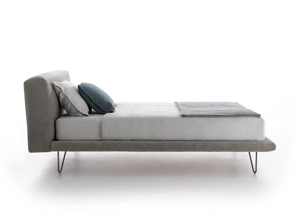 Hayden Bed