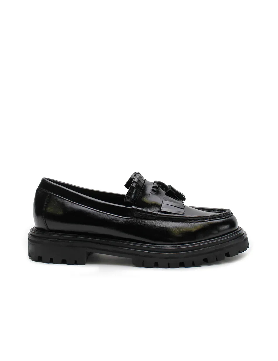 Isla Tassel Loafer