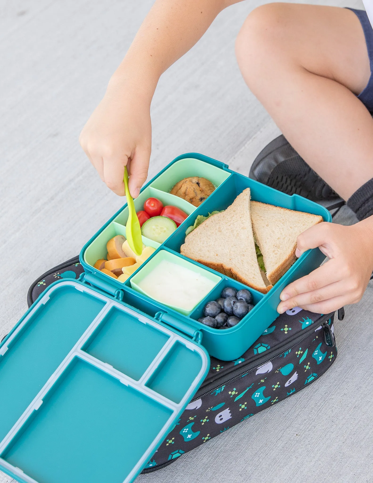 MontiiCo Feast Bento Tray - Pear