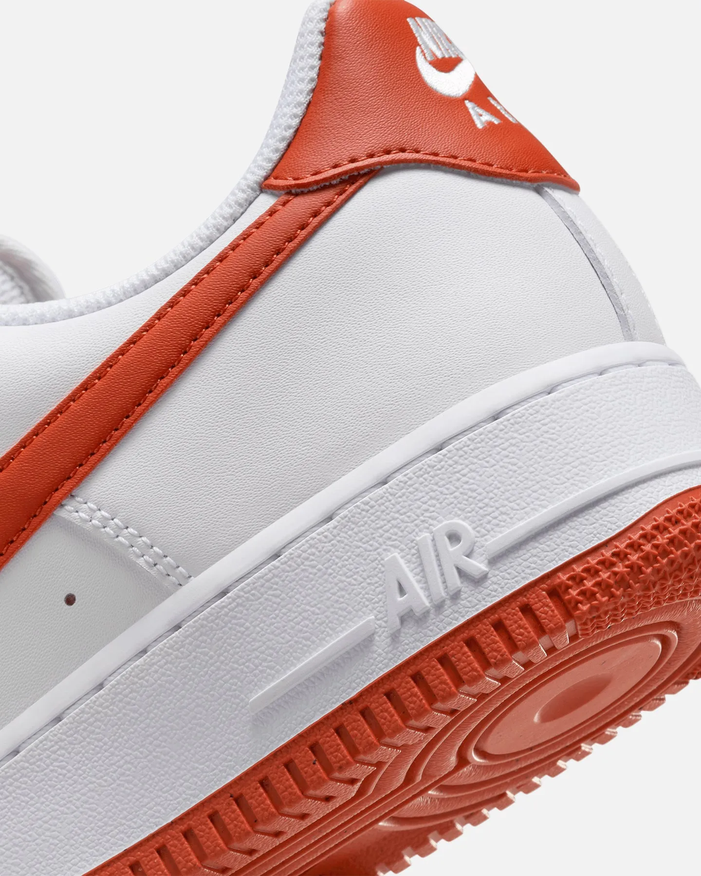 Nike Air Force 1 '07 White/Dragon Red