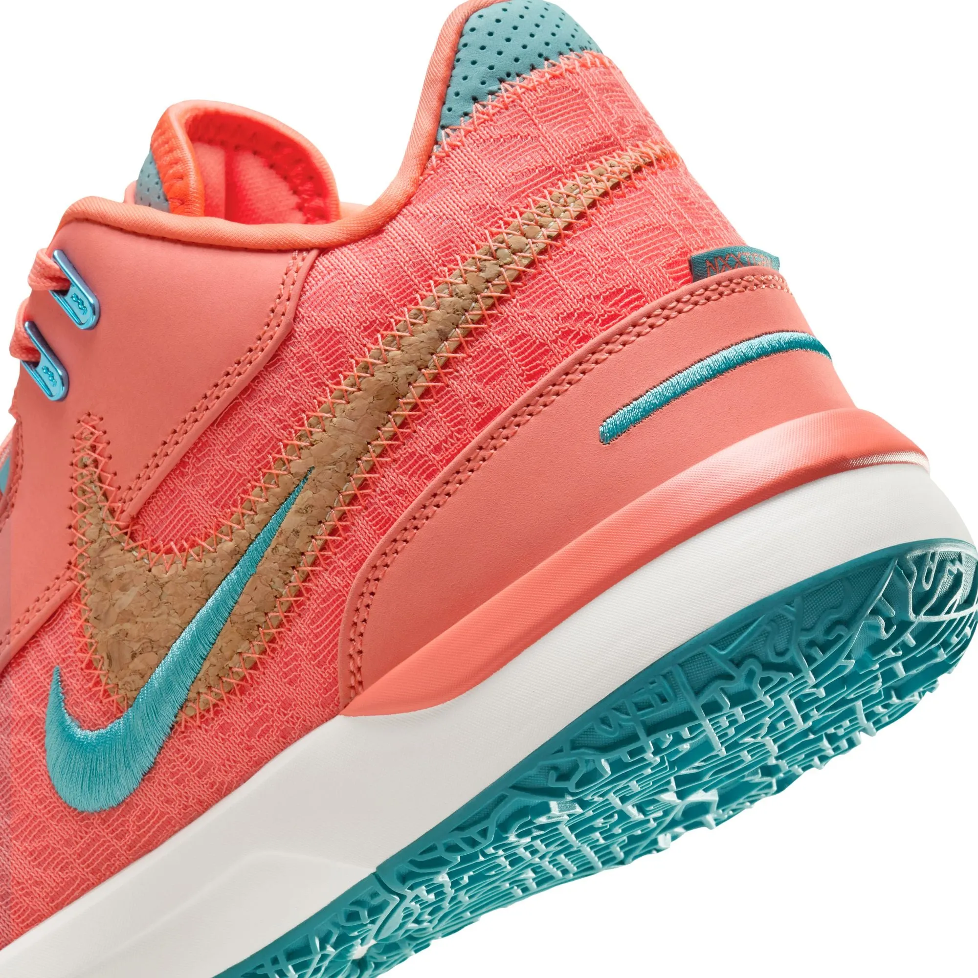 Nike Zoom LeBron NXXT Gen AMPD EP
