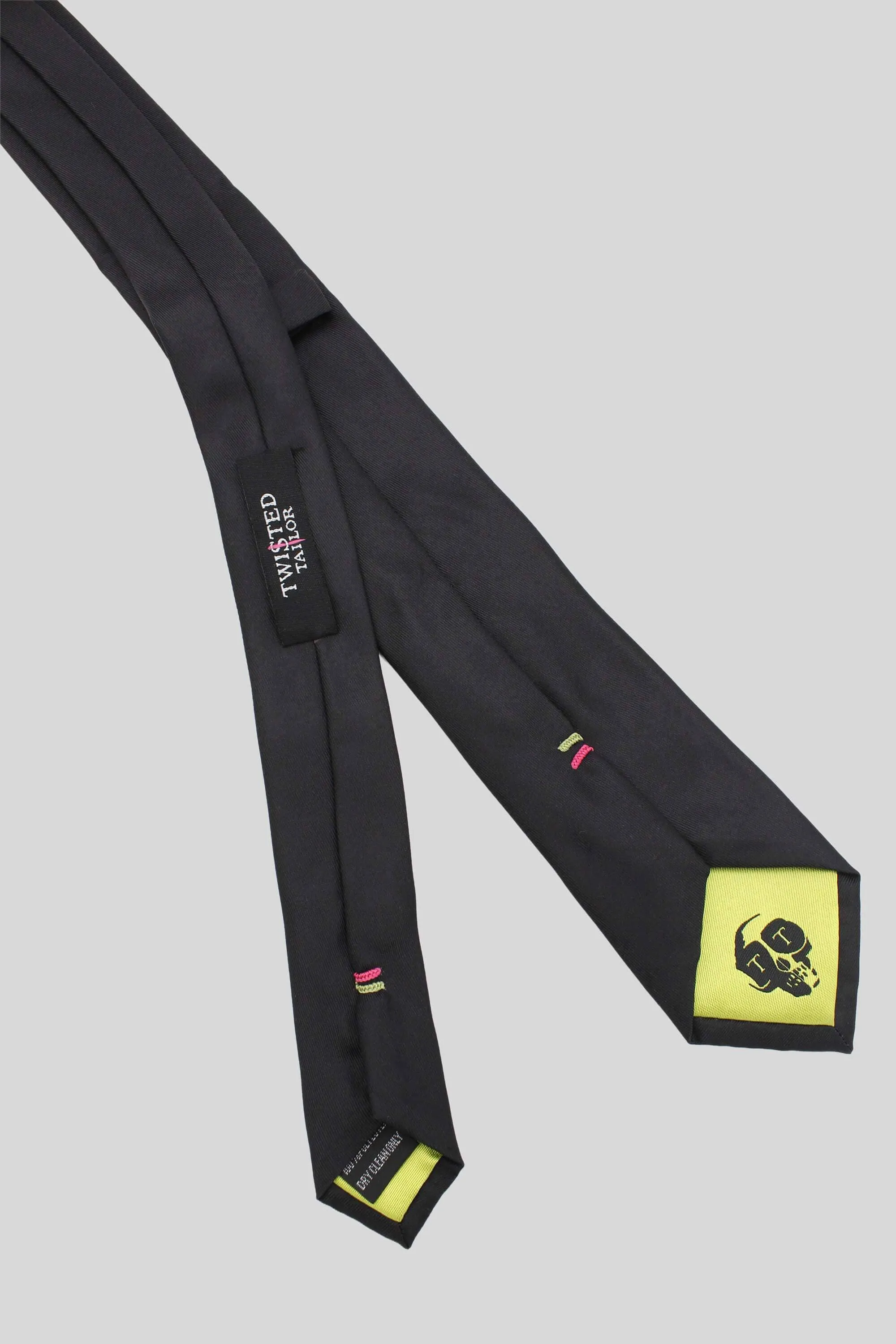 Rembrandt Black Skull Print Tie