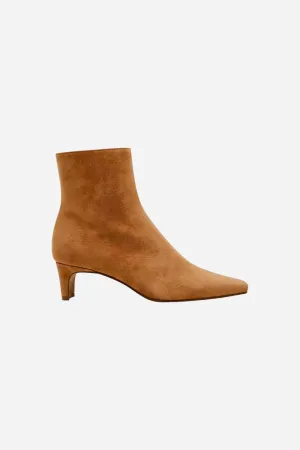 Steve Madden Delvie Ankle Boot in Chestnut Suede