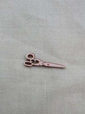 Tailor scissor  button - pink